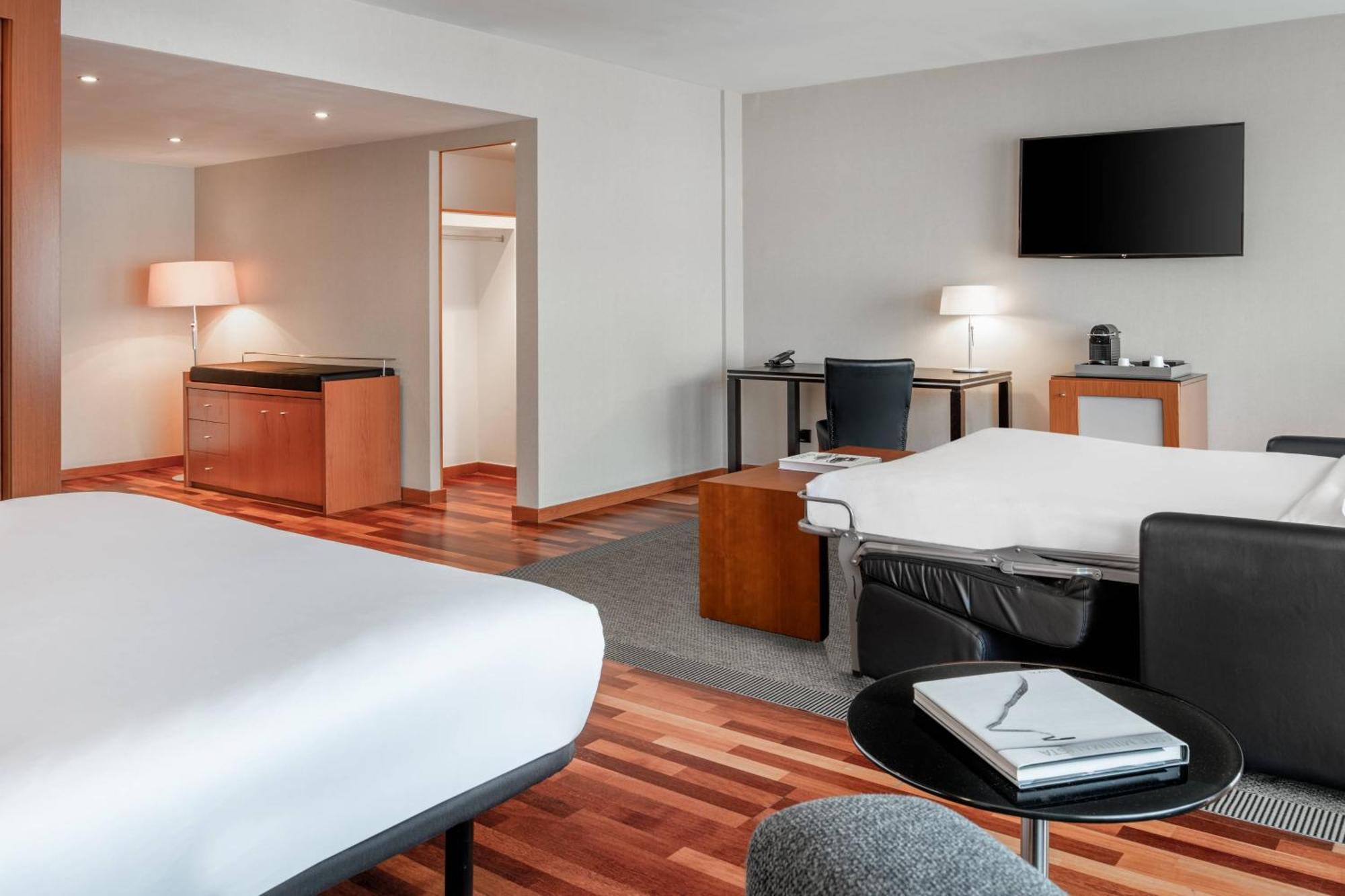 Ac Hotel La Rioja By Marriott Logroño Eksteriør bilde