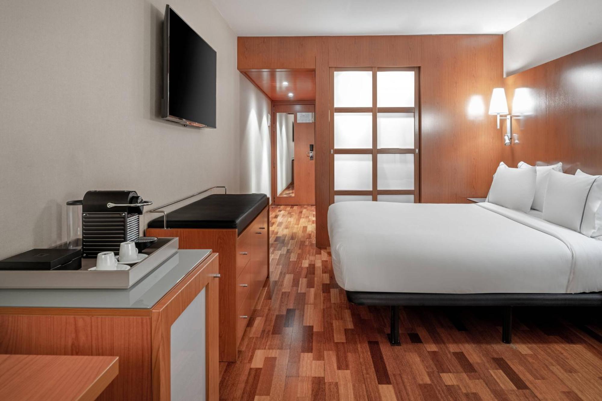Ac Hotel La Rioja By Marriott Logroño Eksteriør bilde