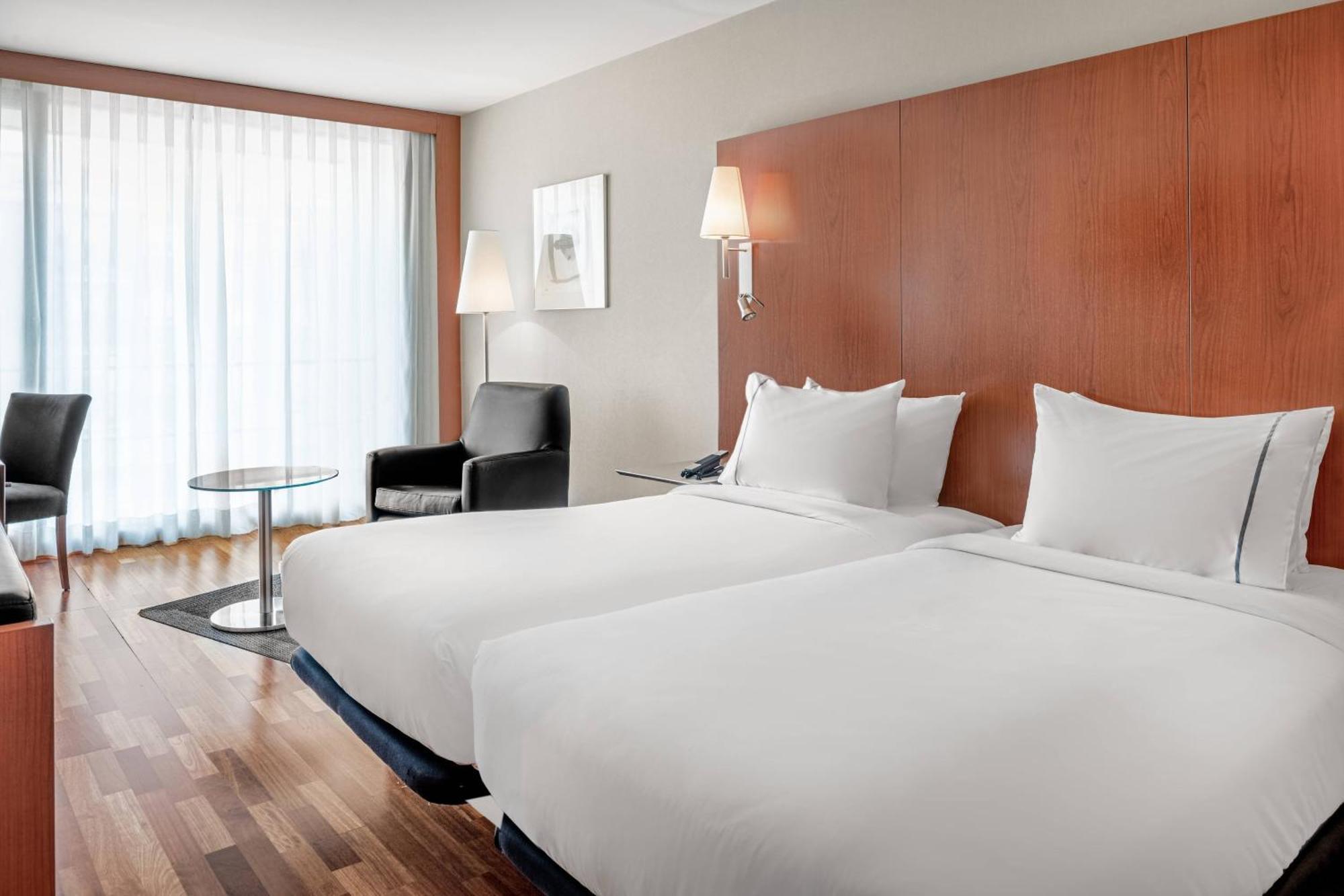 Ac Hotel La Rioja By Marriott Logroño Eksteriør bilde