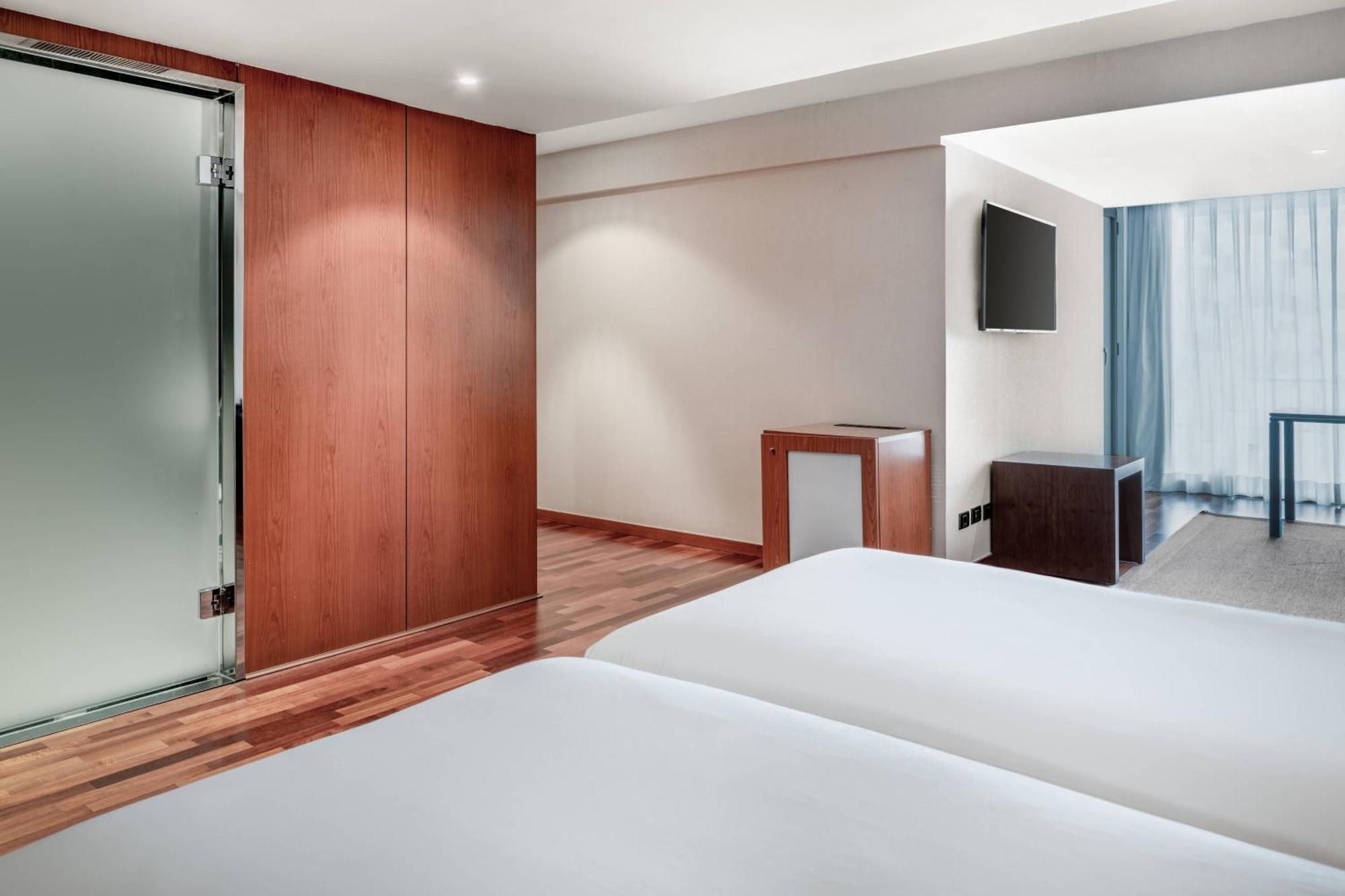 Ac Hotel La Rioja By Marriott Logroño Eksteriør bilde