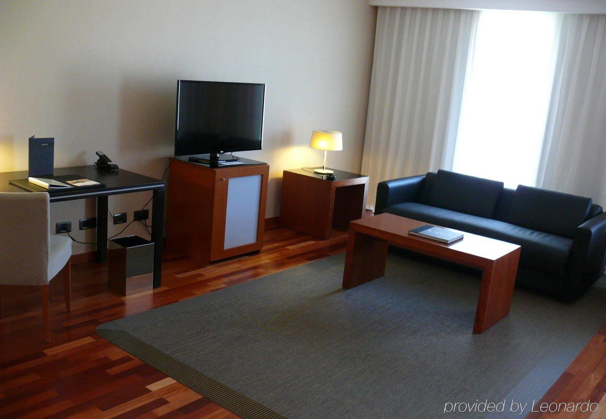 Ac Hotel La Rioja By Marriott Logroño Eksteriør bilde