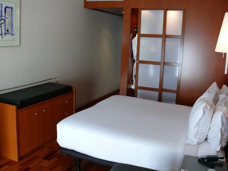 Ac Hotel La Rioja By Marriott Logroño Eksteriør bilde