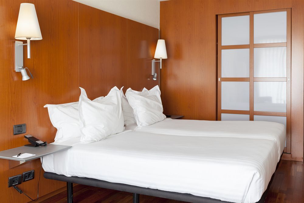Ac Hotel La Rioja By Marriott Logroño Eksteriør bilde