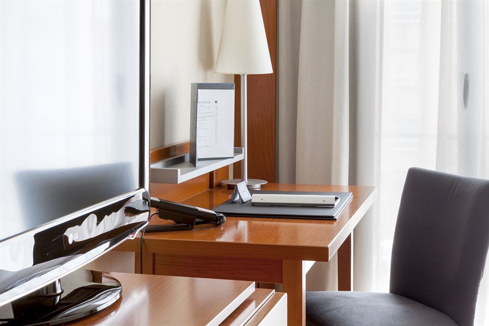 Ac Hotel La Rioja By Marriott Logroño Eksteriør bilde