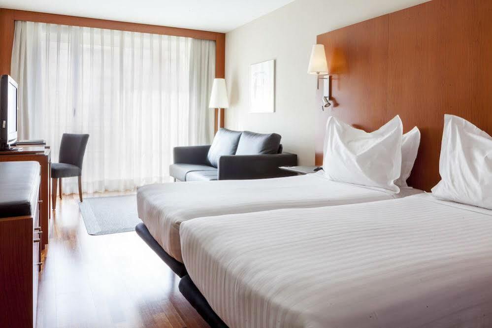Ac Hotel La Rioja By Marriott Logroño Eksteriør bilde